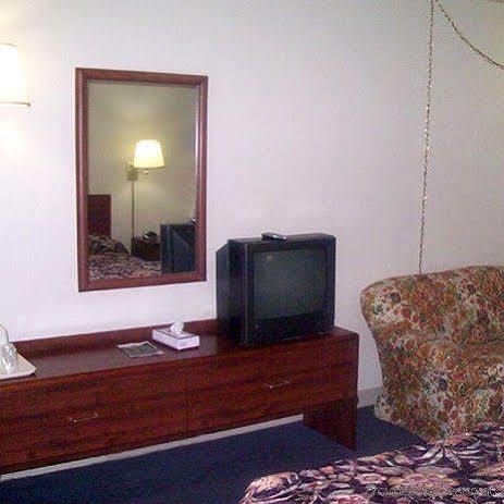 Atlanta Inn - Atlanta, Il Екстериор снимка